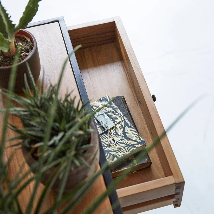 mixed material entry table