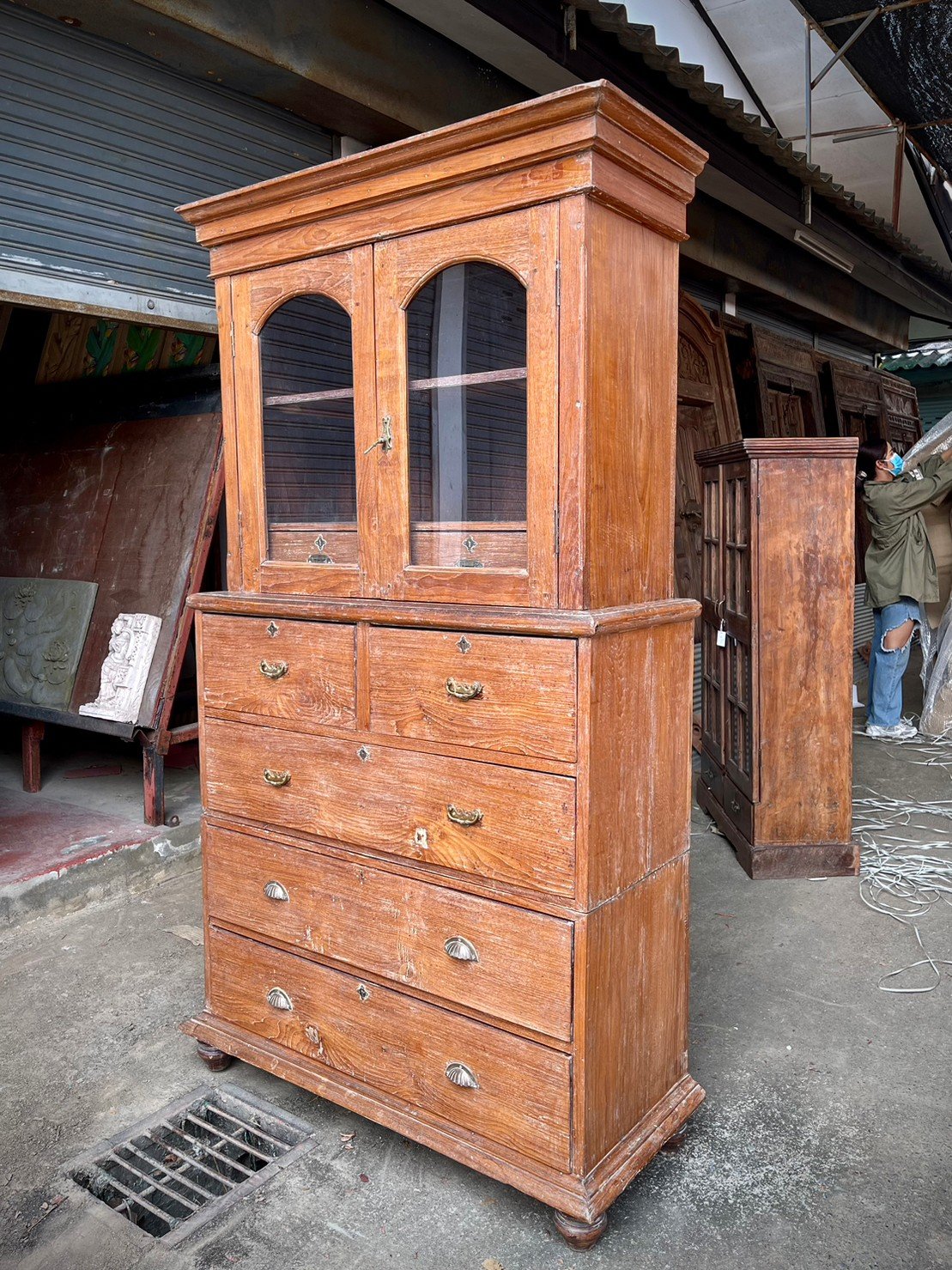 Multi Drawer Wood Glass Cabinet – Glass Paneled Wooden Cabinets with Seven Drawers W110 x D46 x H203 cm - RIVO HOMES