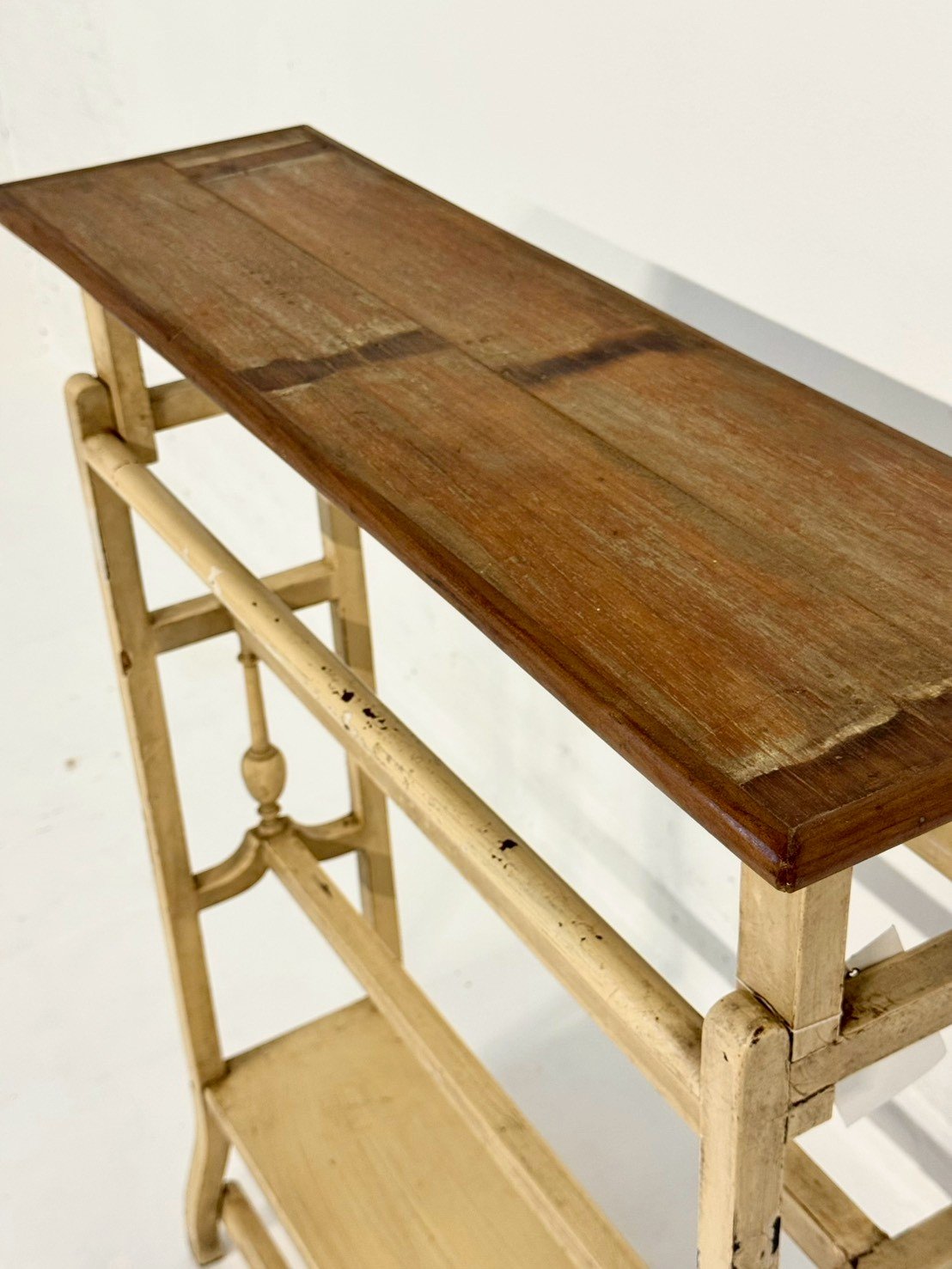 Multi Tier Display Rack Table – Tall Rack Console Table with Two-Tone Finish W84 x D24 x H100 cm - RIVO HOMES