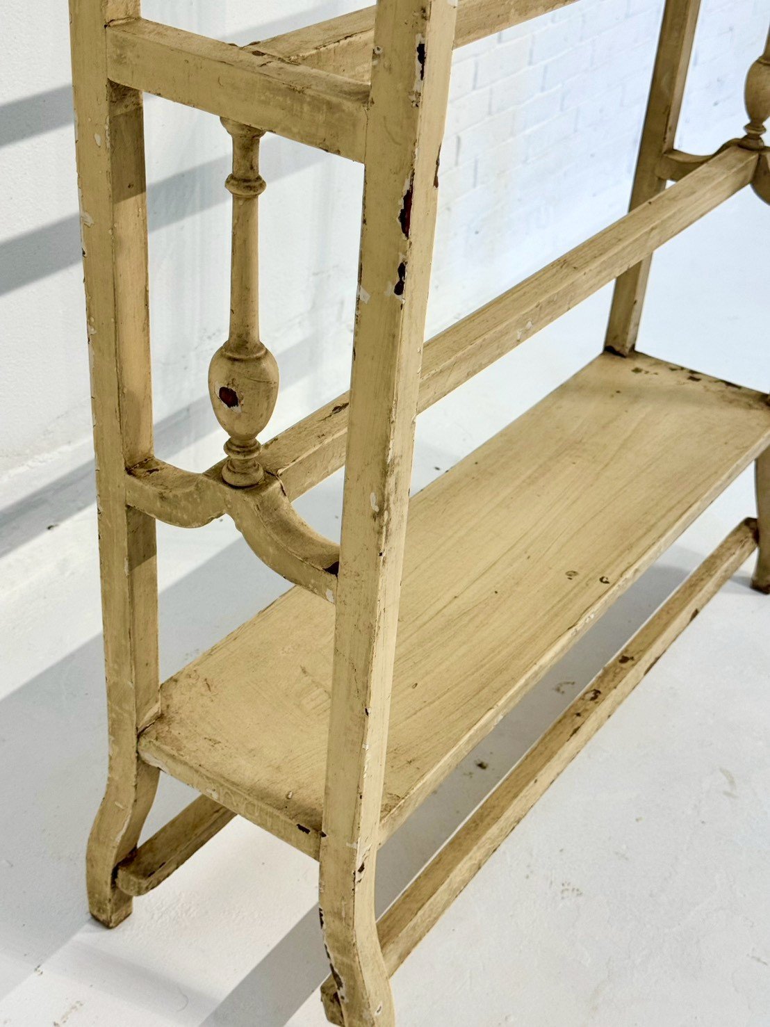 Multi Tier Display Rack Table – Tall Rack Console Table with Two-Tone Finish W84 x D24 x H100 cm - RIVO HOMES