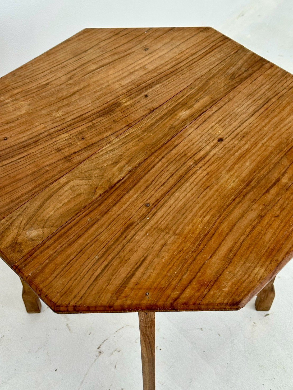 Octawood Side Table – Octagon Side Table with Slatted Wood Base W66 x D66 x H64 cm - RIVO HOMES