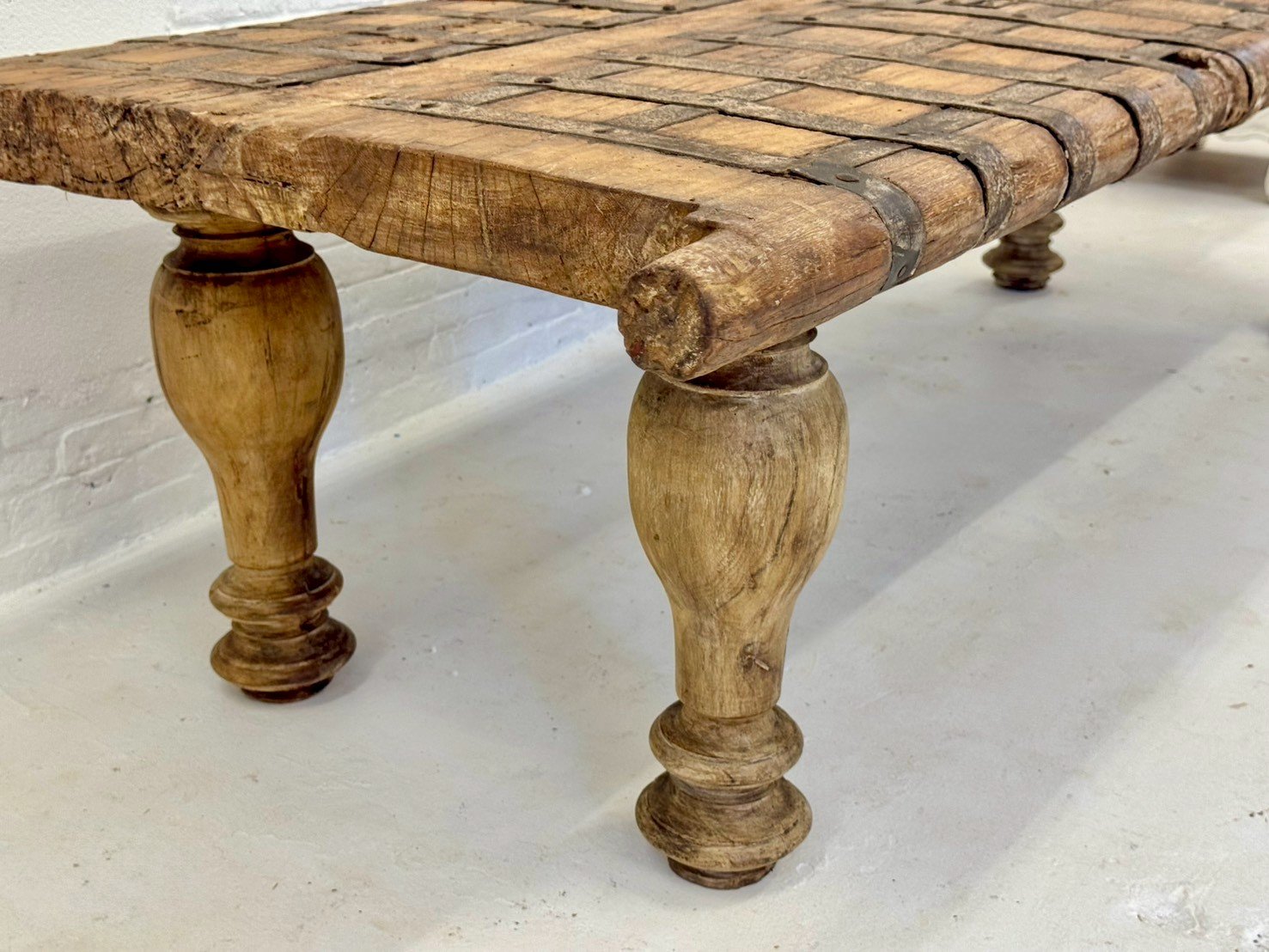 Old Door Coffee Table – Antique Coffee Table with Reclaimed Door Top and Turned LegsW188 x D69 x H46 cm - RIVO HOMES