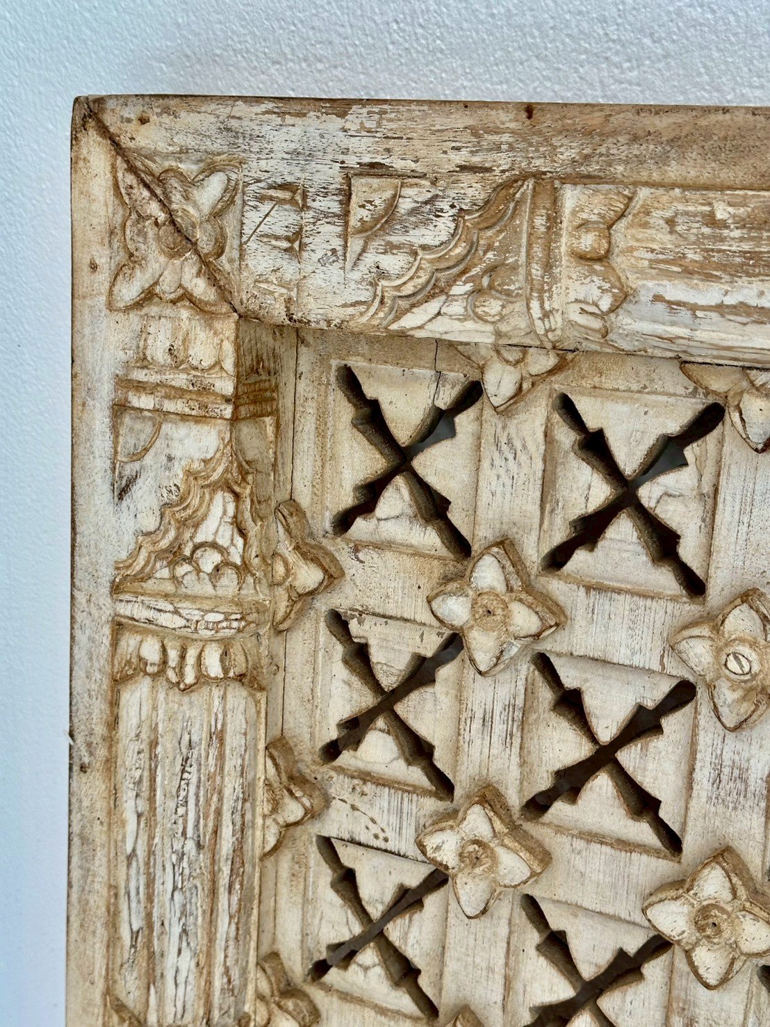 Pillared Openwork Wooden Panel – Big Wooden Panel with Hand Carving Jali Design W62 x D6 x H92 cm - RIVO HOMES