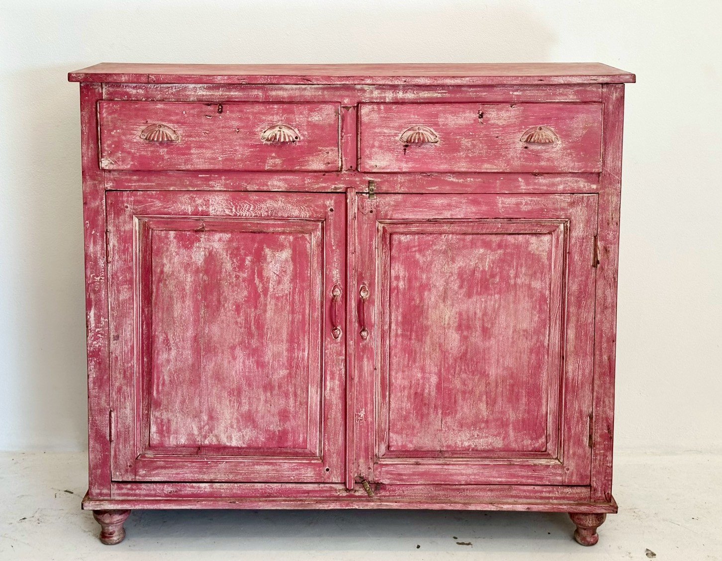 Pink Distressed Cabinet – Distressed Cabinet with Drawers and Double-Door Storage W135 x D37 x H121 cm - RIVO HOMES
