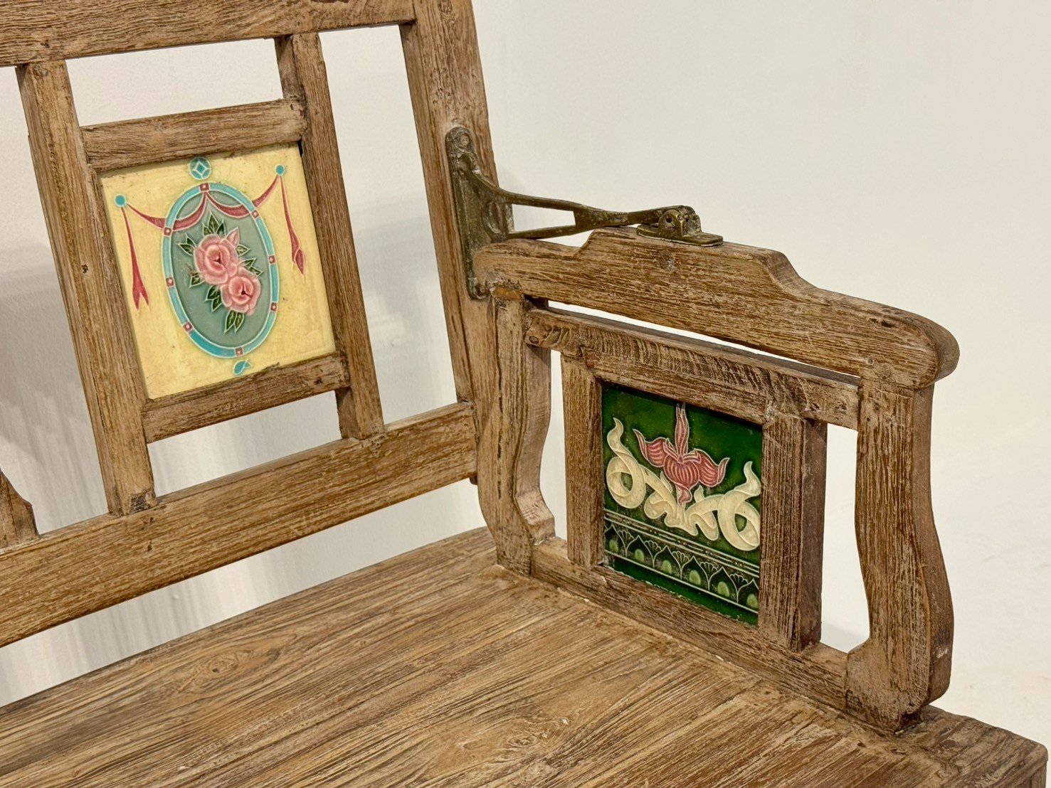 reversible backrest bench