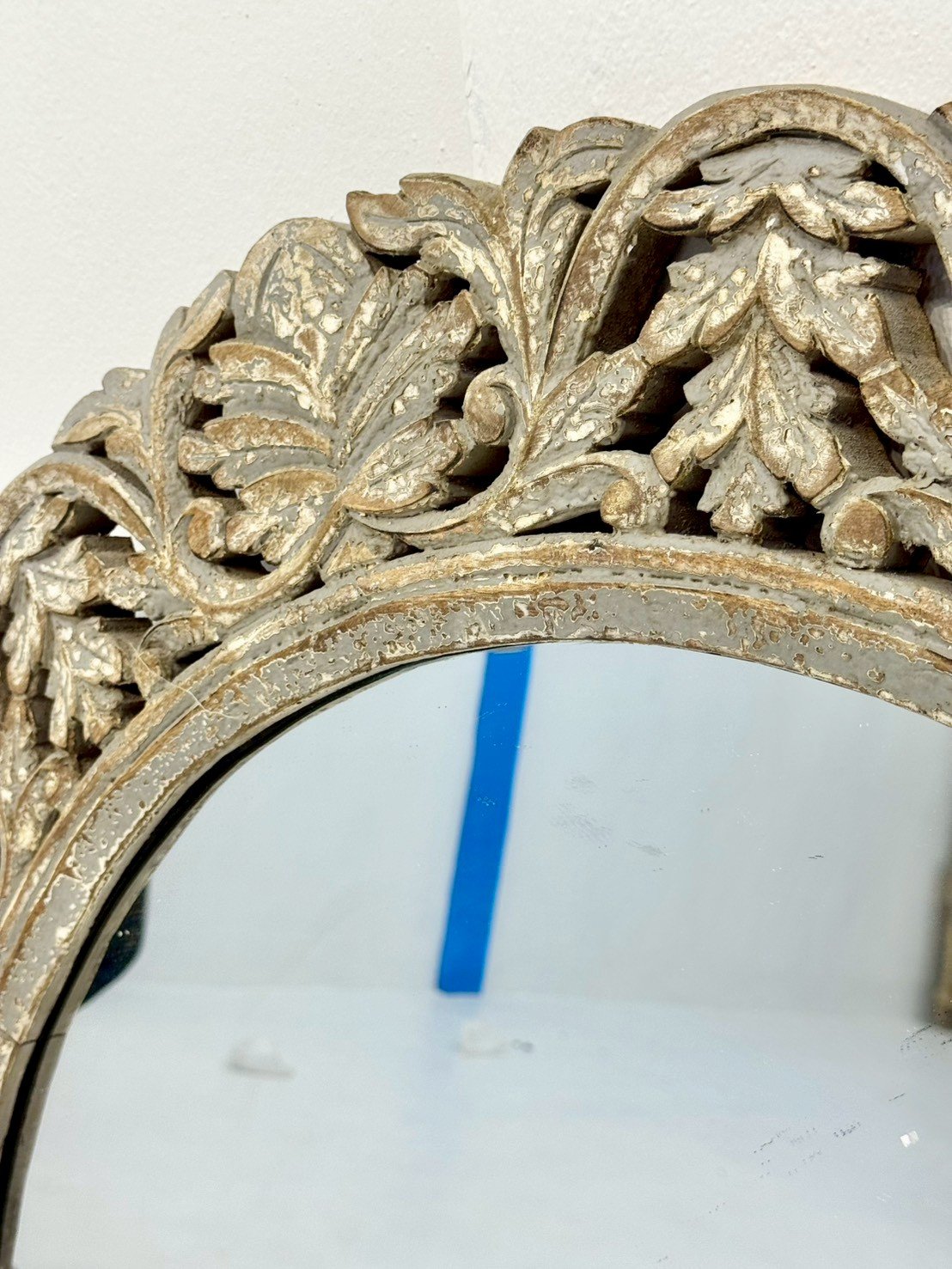  round wall mirror