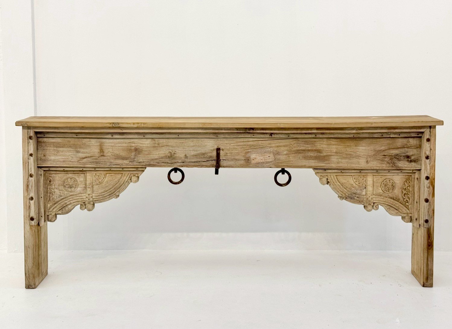 Sculpted Console Table – 220 cm Extra-Long Slender Console with Architectural Corbel Accent Apron, Vintage Iron Ring Drops 220 × 28 × 89 cm - RIVO HOMES