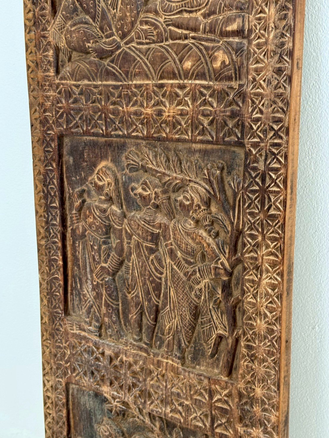 Shilp Carved Wood Panel – Tall Wooden Panel with Traditional Hand-Carved Detail W43 x D3 x H120 cm - RIVO HOMES