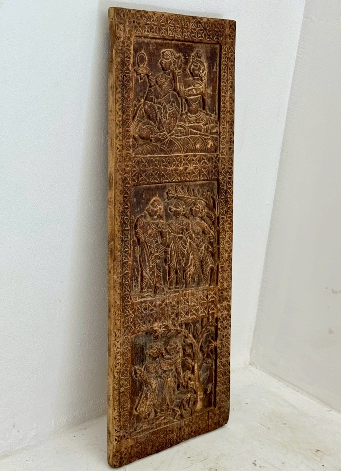 Shilp Carved Wood Panel – Tall Wooden Panel with Traditional Hand-Carved Detail W43 x D3 x H120 cm - RIVO HOMES