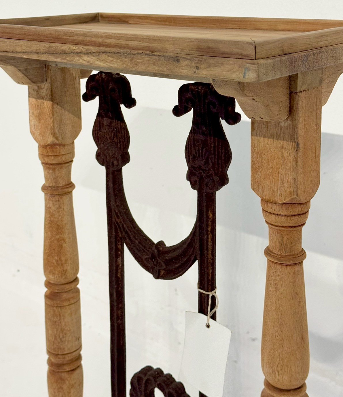 Stand Side Table – Tall Side Table with Hand-Turned Spindles and Carved Pendant W45 x D28 x H84 cm - RIVO HOMES