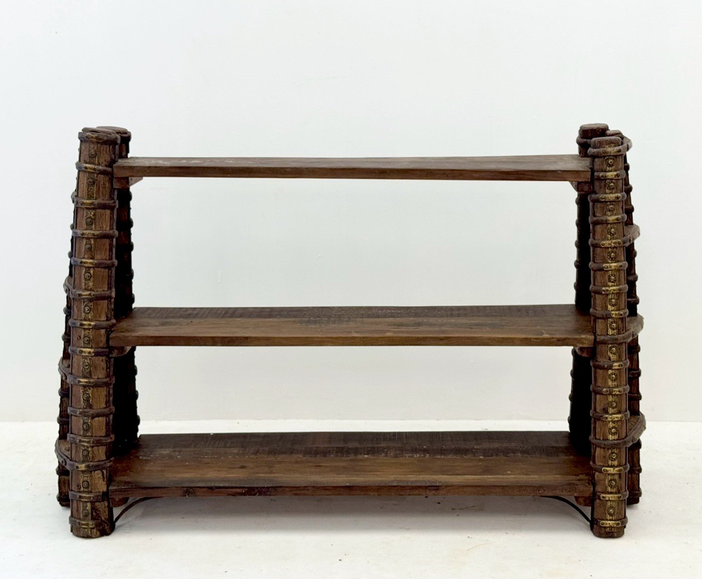 Stanza Antique Rack – Hand-Carved Wooden Rack with Three-Tier Open Display W165 × D46 × H110 cm - RIVO HOMES