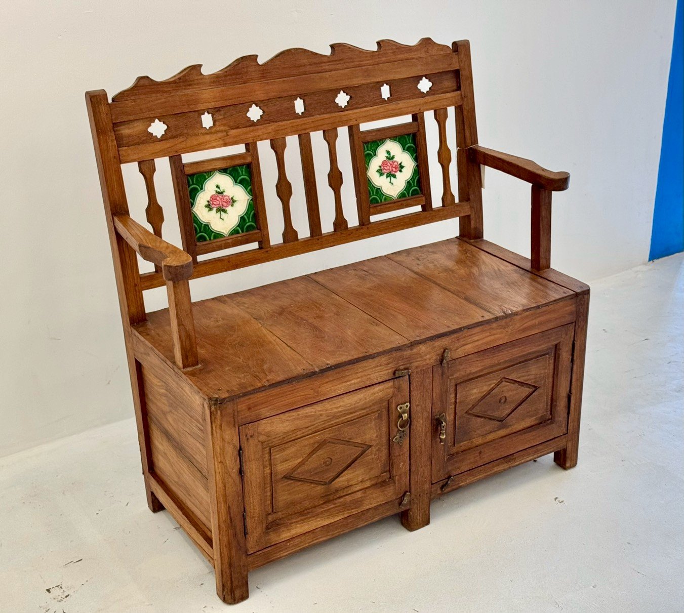 Storage Wooden Bench – Bench with Cabinet and Ceramic Tile Backrest W92 x D43 x H92 cm - RIVO HOMES