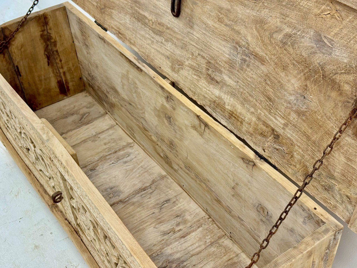 storage table