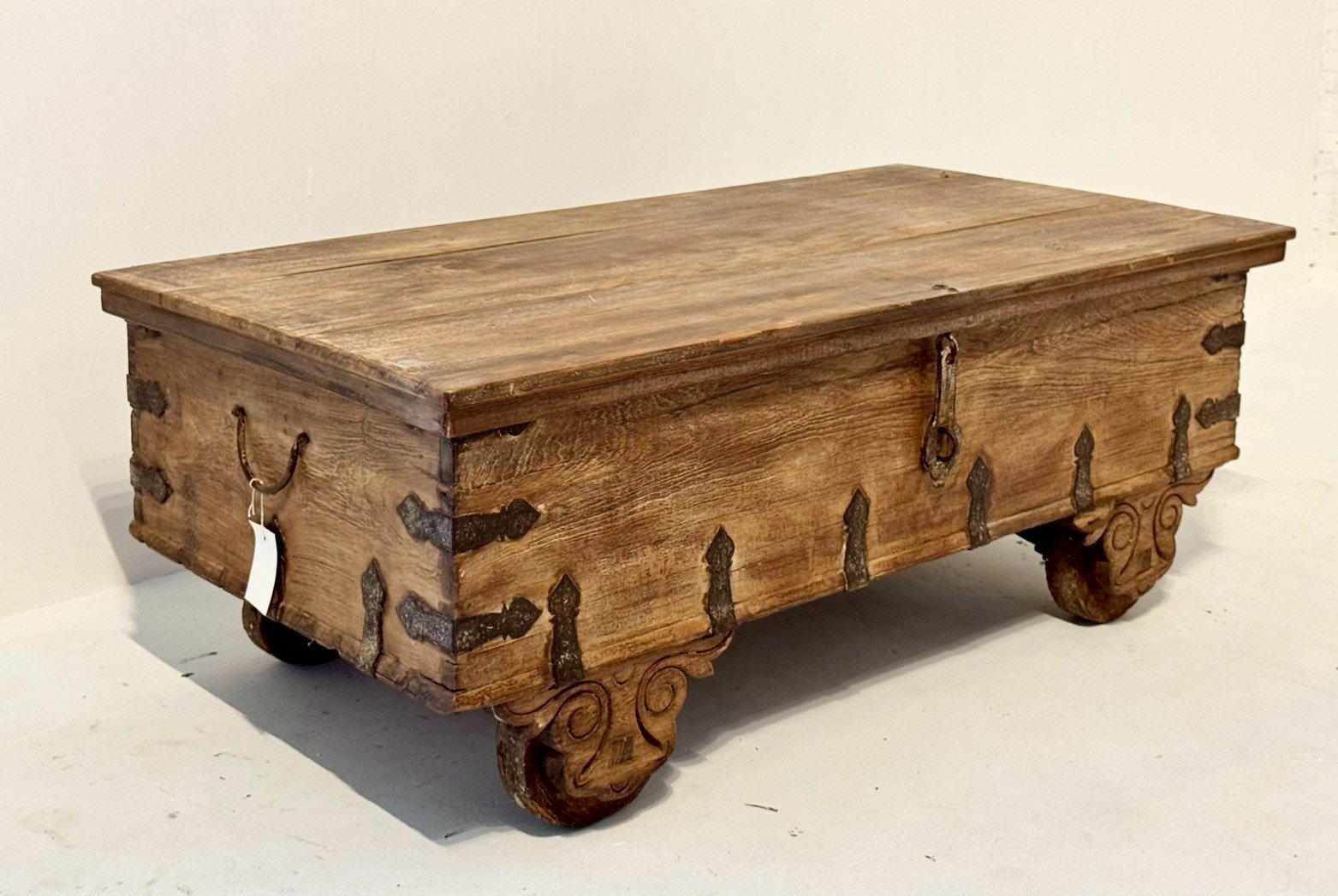 Trunk Coffee Table On Wheels – Wooden Wheel Table with Storage and Iron Detail W130 x D68 x H50 cm - RIVO HOMES