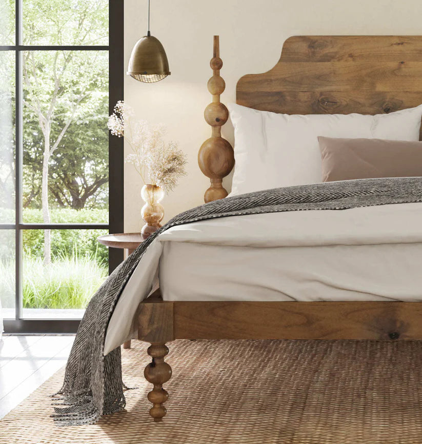 turned legs platform bed