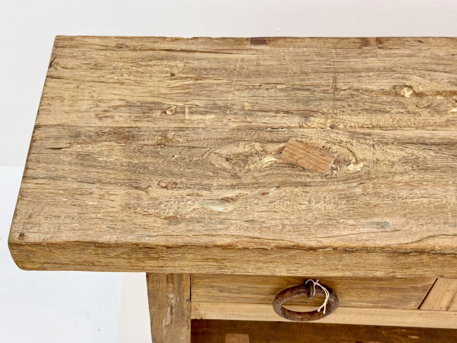 Venton Console Table – 133 cm Slim Profile 3-Drawer Console with Open Lower Shelf, Round Wooden Knobs, Farmhouse-Chic - RIVO HOMES