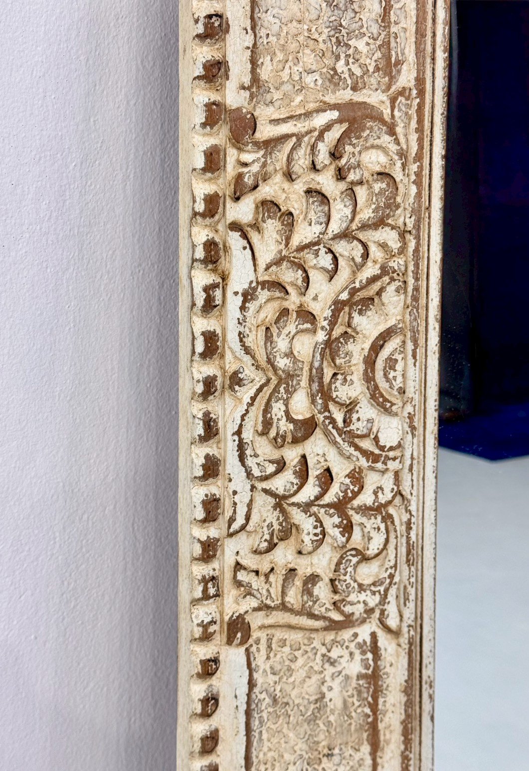 wall mirror