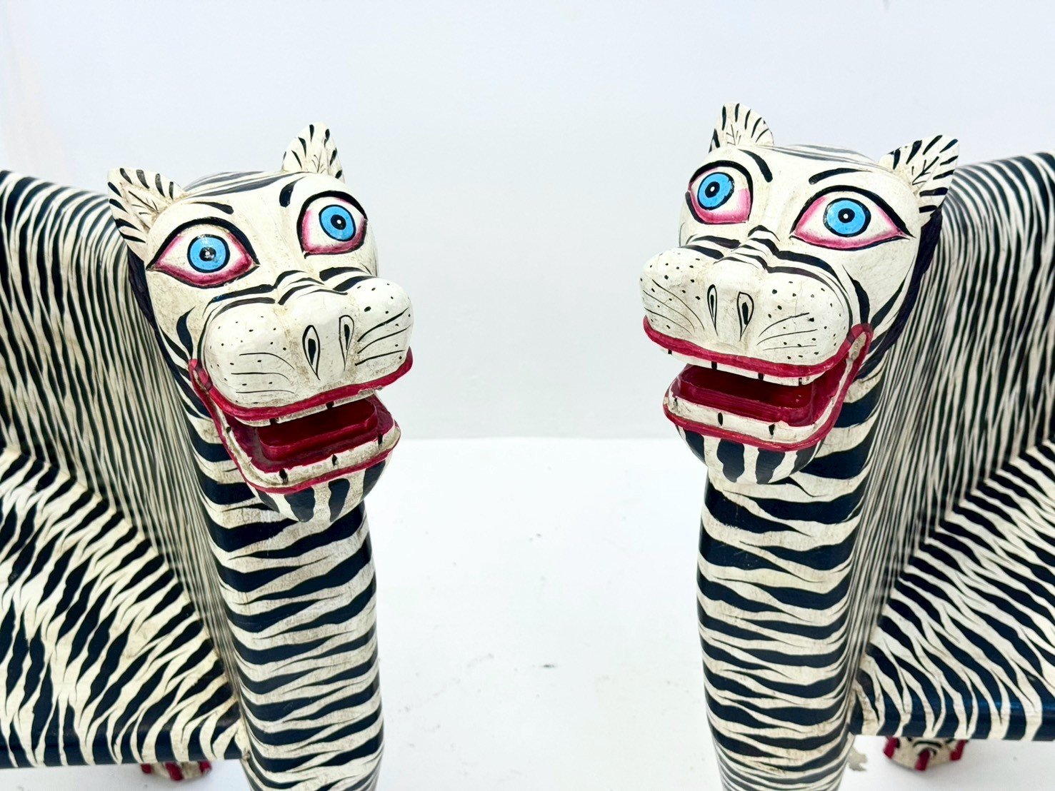 White Tiger Chair Set of 2 – Hand-Painted Antique Wooden Chairs with Black-and-White Tiger Pattern, Mango Wood, Painted Finish (95 × 72 × 95 cm) - RIVO HOMES