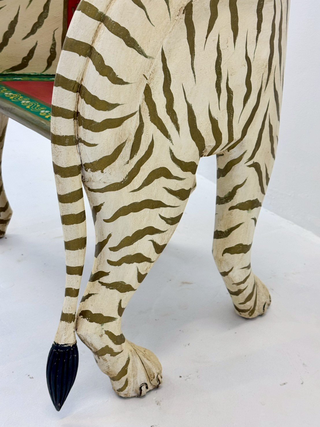 White Tiger Single Chair – Sculptural Hand-Painted Accent Chair, Majestic Tiger Shape, White and Black Stripes, Green Backrest(W86 × D71 × H91 cm) - RIVO HOMES
