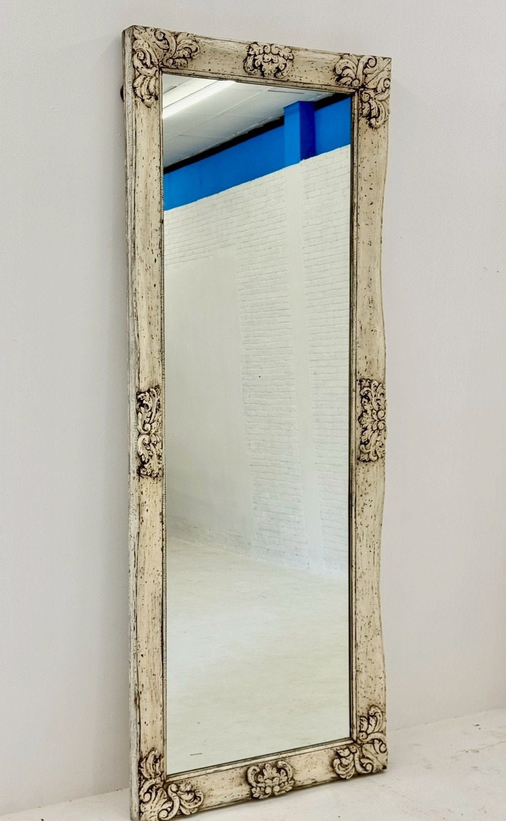 White Wooden Frame Mirror – Large Antique Style Mirror with Carved Floral Detail W87 x D7 x H220 cm - RIVO HOMES