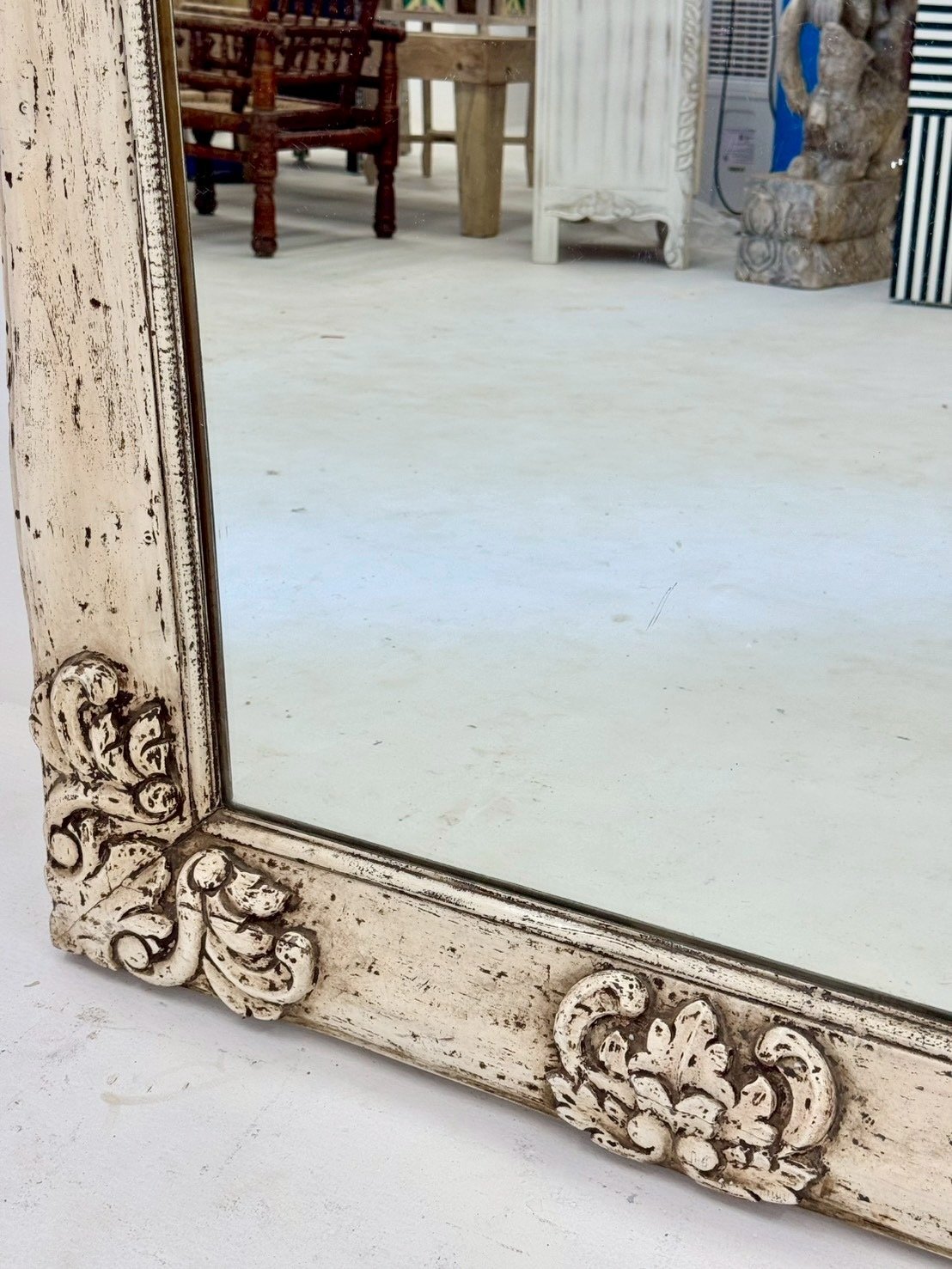 White Wooden Frame Mirror – Large Antique Style Mirror with Carved Floral Detail W87 x D7 x H220 cm - RIVO HOMES