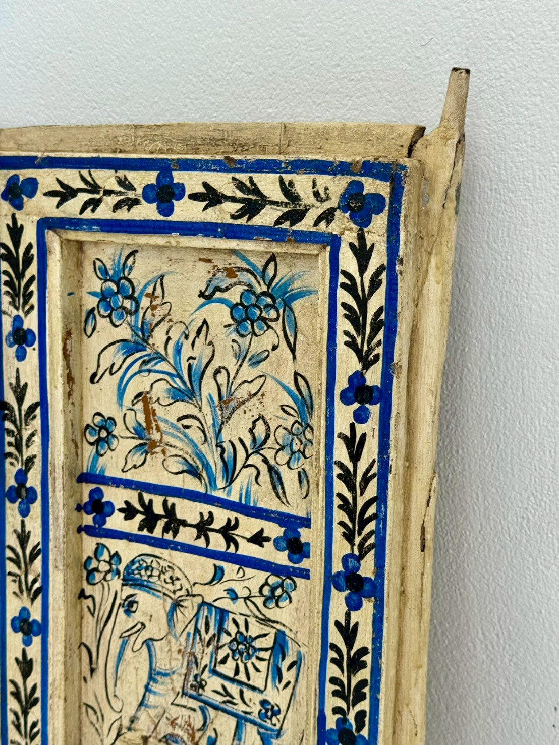 Window Painted Wood Panel – Vintage Painted Panel with Floral Folk Art W64 x D8 x H95 cm - RIVO HOMES