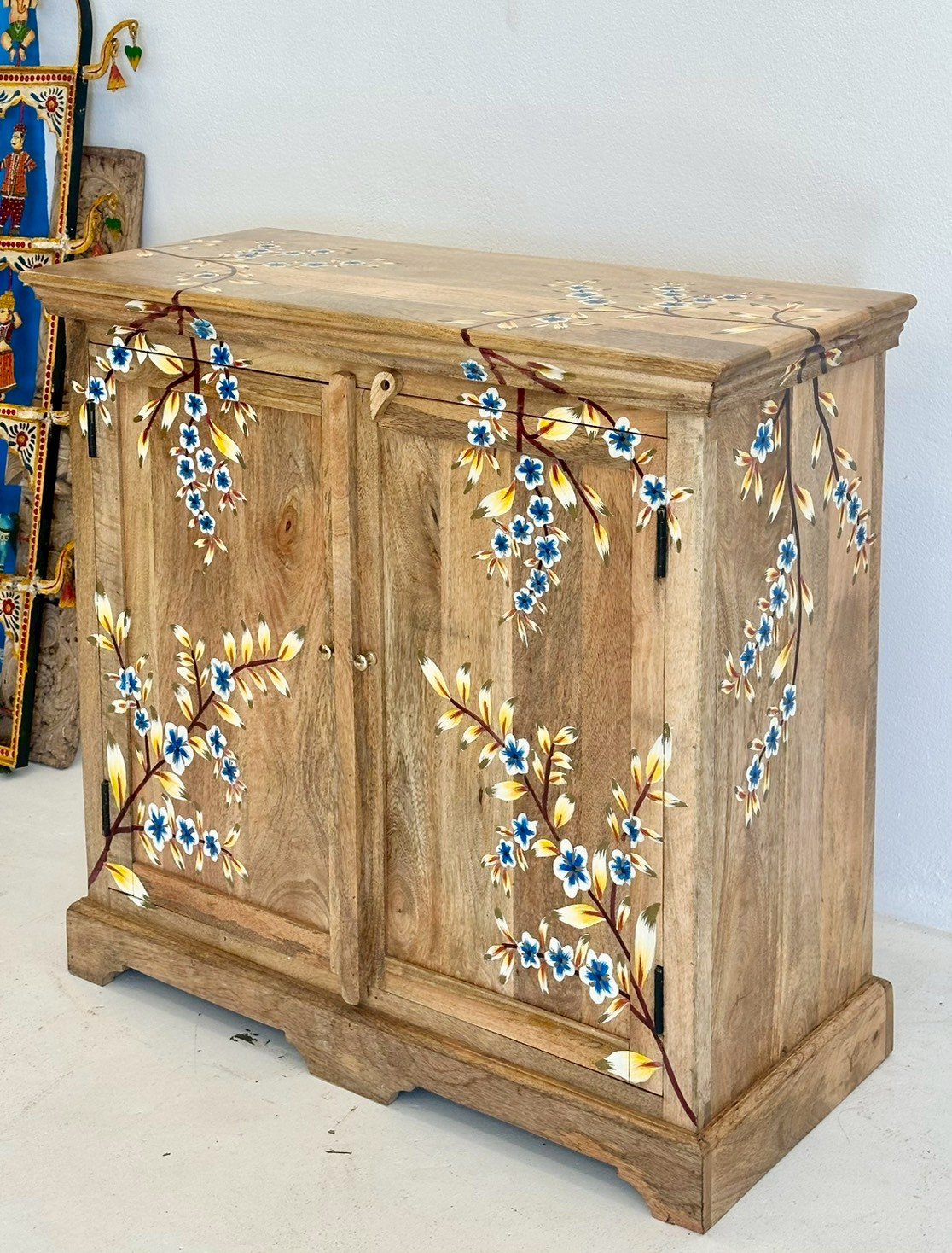 wood cabinet