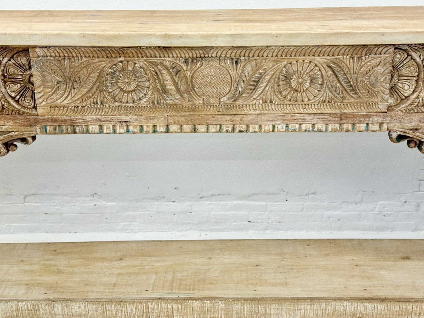 wood consoles table