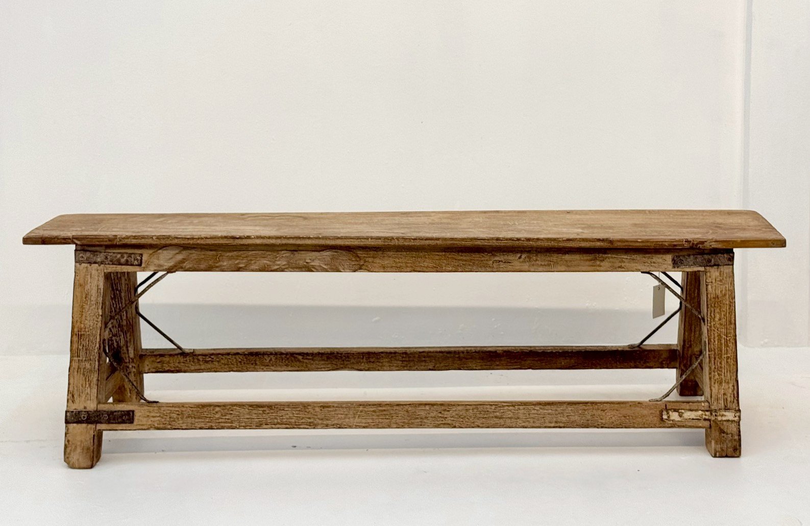 wooden bench