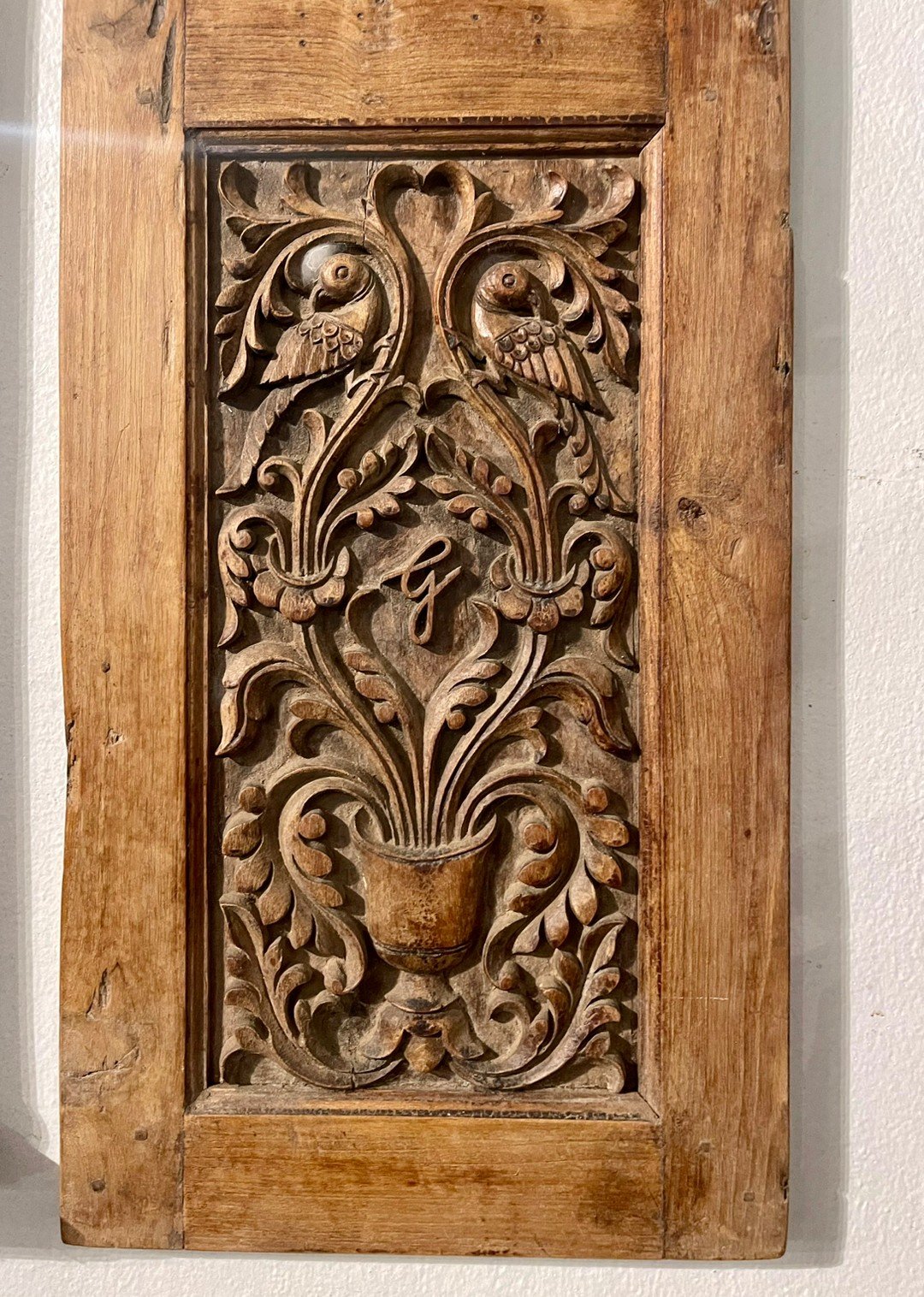 wooden carved frame mirrors