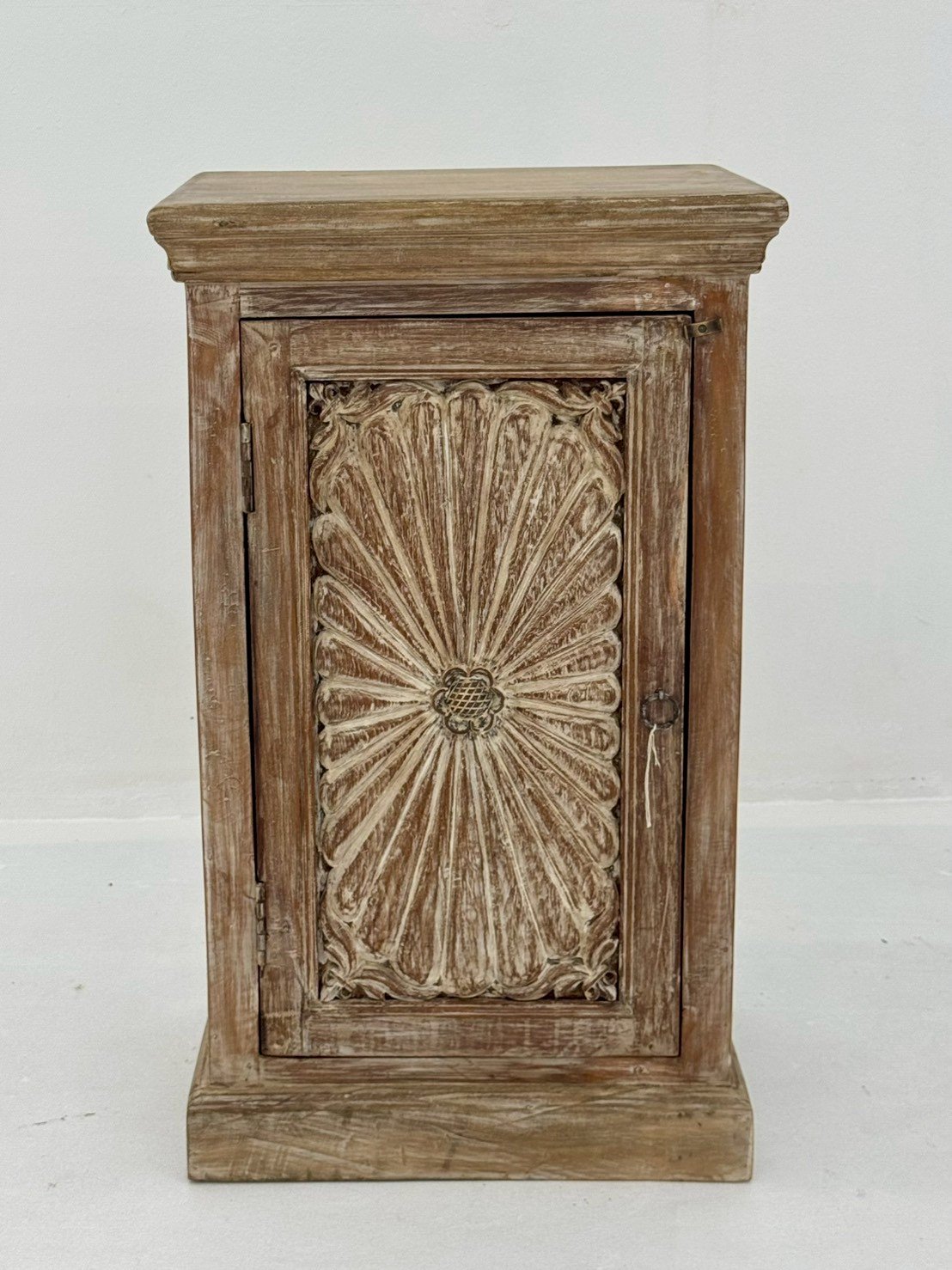 Wyoming Bedside Cabinet – Rustic Bedside Cabinet with Sunburst Carving W52 x D33 x H88 cm - RIVO HOMES